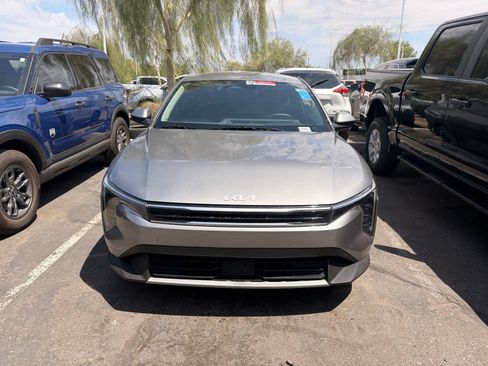 Used 2025 Kia K4 EX FWD image 2