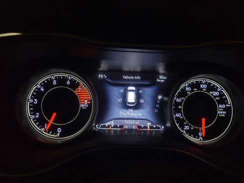 Used 2020 Jeep Cherokee Limited AWD/4WD image 23