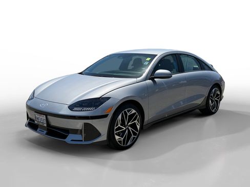 Used 2024 Hyundai Ioniq 6 SEL RWD image 1