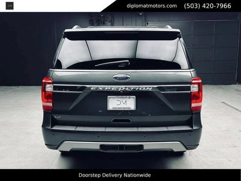 Used 2020 Ford Expedition XLT w/ Equipment Group 202A AWD/4WD image 6