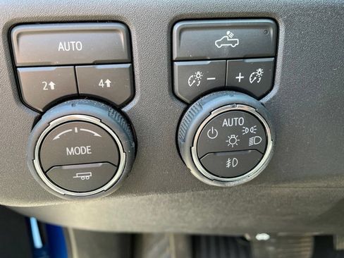 Used 2026 Chevrolet Silverado 1500 RST AWD/4WD image 6