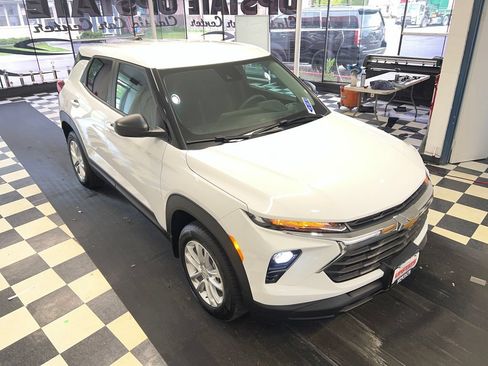 Used 2026 Chevrolet TrailBlazer LS w/ LS Convenience Package AWD/4WD image 18
