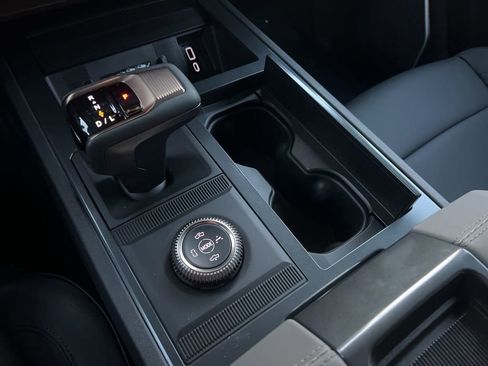 New 2025 GMC Hummer EV 2X image 30