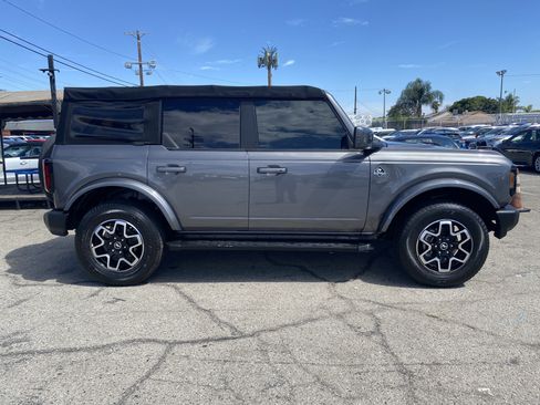Used 2022 Ford Bronco Outer Banks AWD/4WD image 8
