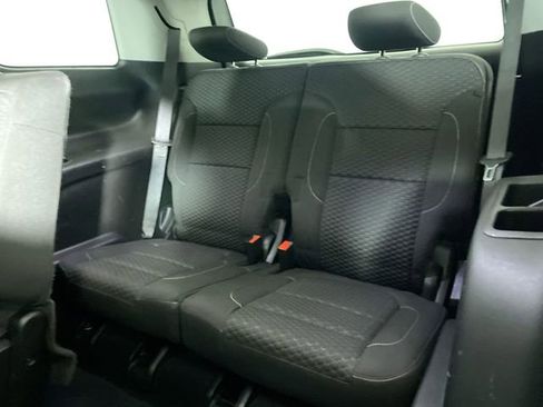 Used 2017 GMC Acadia SLE w/ Driver Alert Package I image 24