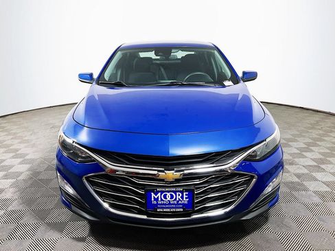 Used 2023 Chevrolet Malibu LT FWD image 2