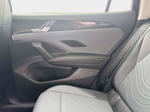 New 2025 Volkswagen Tiguan SE image 15