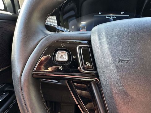 Used 2023 Lincoln Corsair AWD image 29