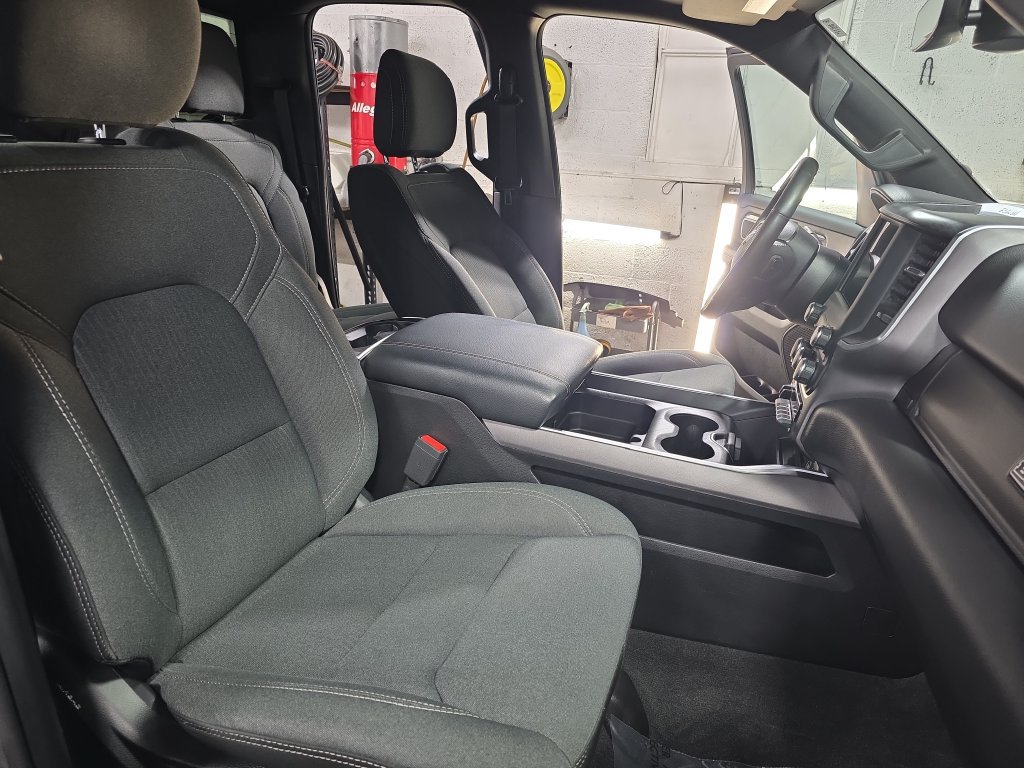 Used 2021 RAM 1500 Big Horn AWD/4WD image 12