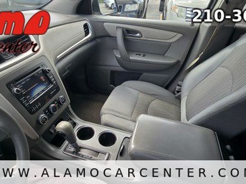 Used 2017 Chevrolet Traverse LS FWD image 39