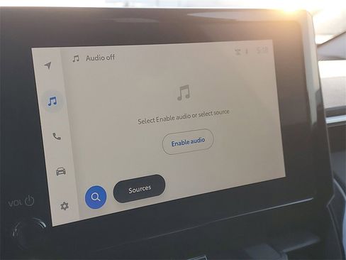 Certified 2023 Toyota Corolla Cross LE image 27