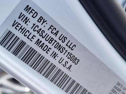 Used 2022 Jeep Wagoneer Series II image 13