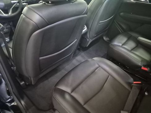 Used 2025 Cadillac XT6 Premium Luxury w/ LPO, Floor Liner Package AWD/4WD image 29