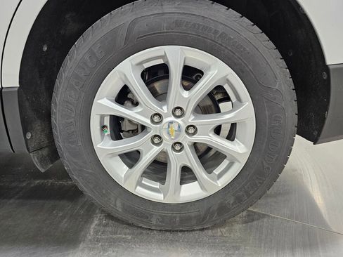 Used 2018 Chevrolet Equinox LT image 11