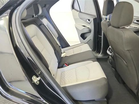 Used 2018 Chevrolet Equinox LS FWD image 37