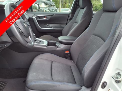 Used 2023 Toyota RAV4 SE w/ Convenience Package AWD/4WD image 25