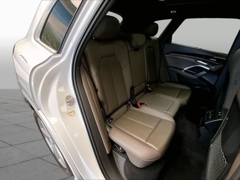 Used 2025 Audi Q5 Premium AWD/4WD image 20