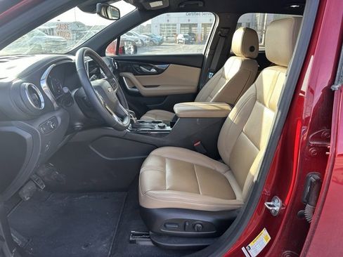 Certified 2022 Chevrolet Blazer Premier w/ Enhanced Convenience Package image 2