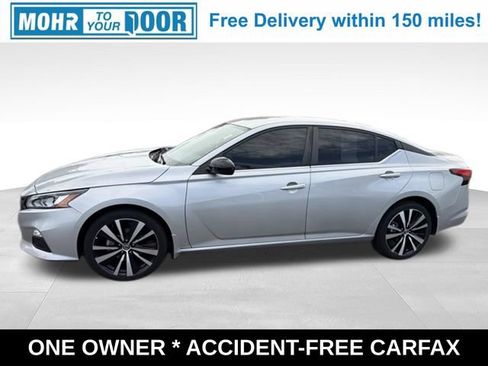 Used 2022 Nissan Altima 2.5 SR AWD/4WD image 2