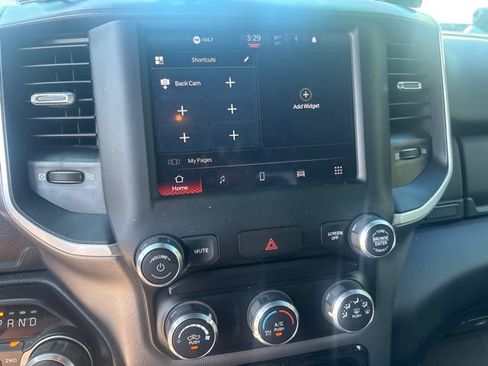 Used 2022 RAM 1500 Big Horn AWD/4WD image 39