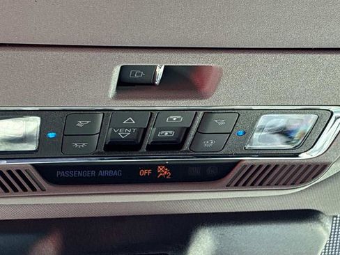 Used 2023 Ford F150 Lariat w/ Equipment Group 502A High image 40