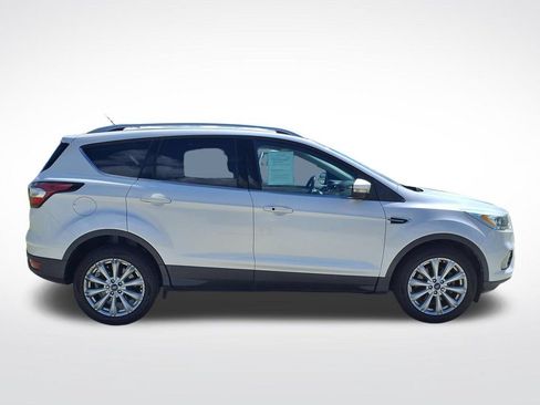 Used 2017 Ford Escape Titanium FWD image 10