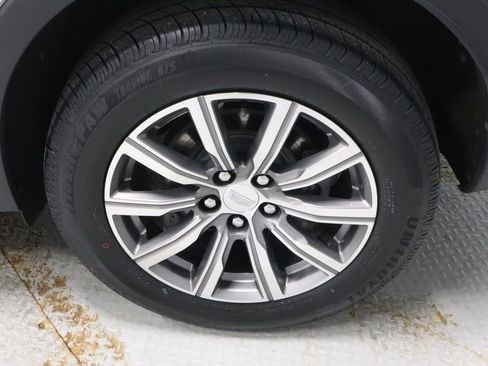 Used 2019 Cadillac XT4 Sport image 18