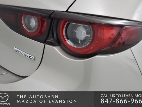 Certified 2025 MAZDA MAZDA3 s FWD image 36
