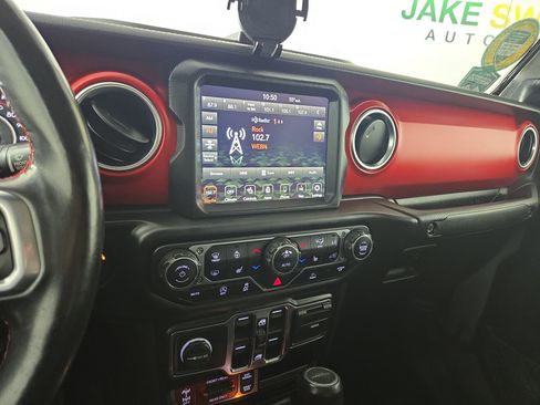 Certified 2020 Jeep Gladiator Rubicon image 23