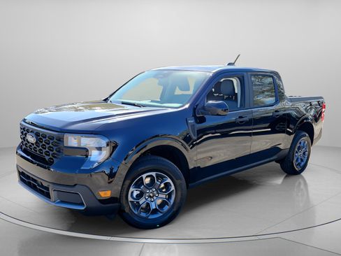 New 2026 Ford Maverick XLT w/ XLT Luxury Package image 2