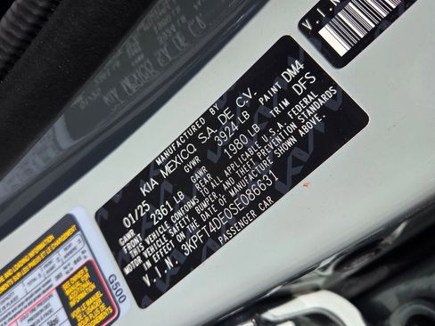 Used 2025 Kia K4 FWD image 18