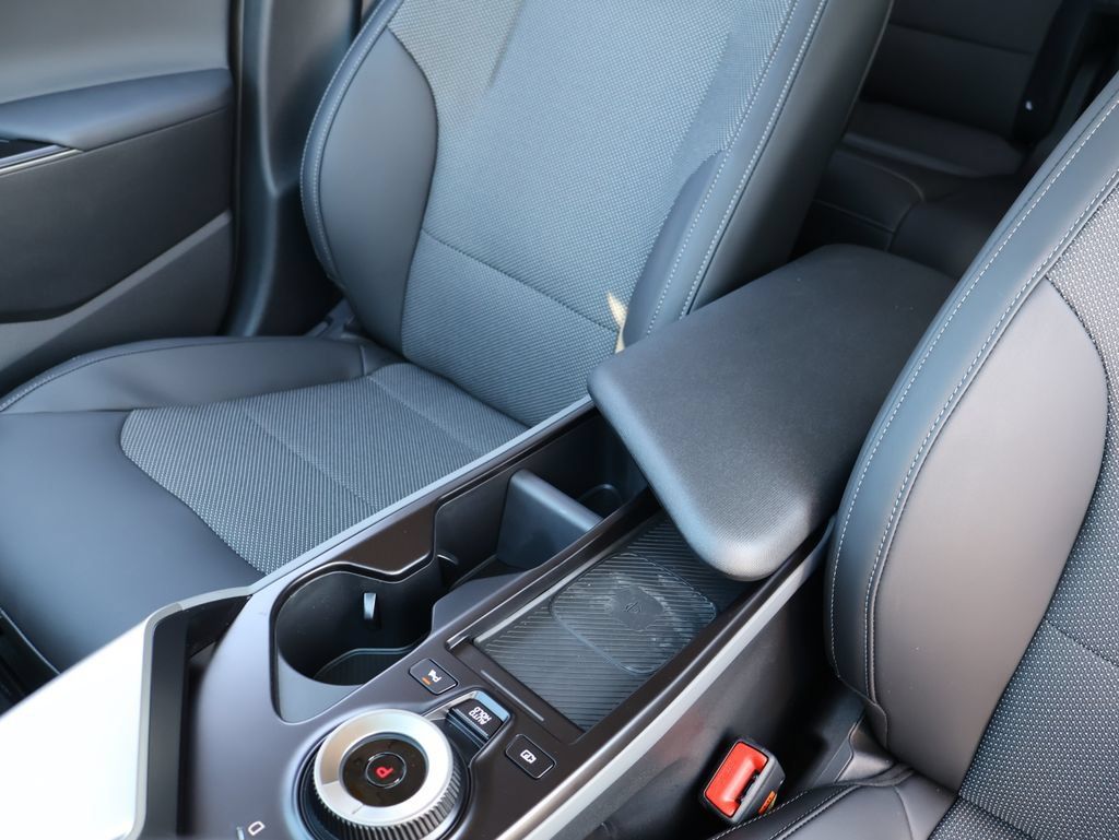 New 2026 Kia EV6 Light AWD/4WD image 18