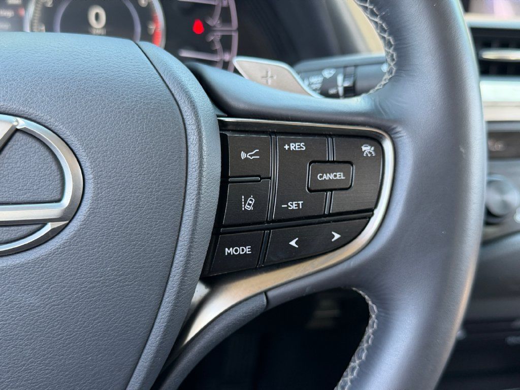 Used 2020 Lexus ES 350 w/ Accessory Package 2 FWD image 17