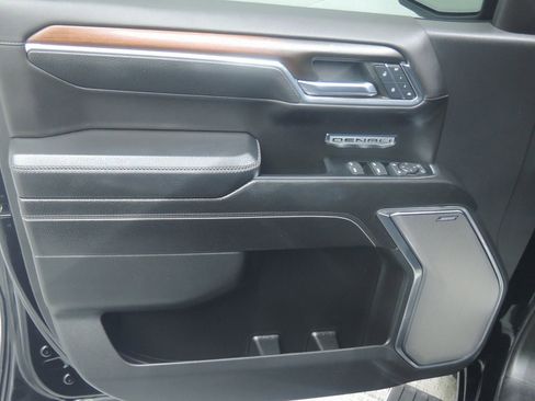 Used 2024 GMC Sierra 1500 Denali w/ Denali Reserve Package image 31