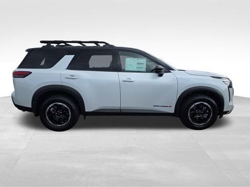 New 2026 Nissan Pathfinder Rock Creek w/ Rock Creek Premium Package AWD/4WD image 8