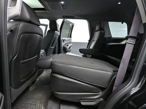 Used 2016 GMC Yukon SLT w/ Premium Edition AWD/4WD image 47