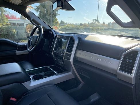 Used 2018 Ford F350 Lariat w/ Lariat Ultimate Package image 28