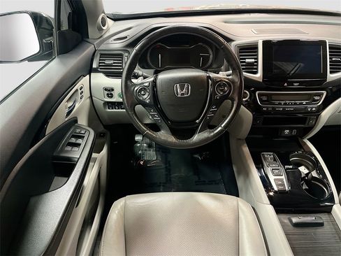 Used 2020 Honda Ridgeline RTL-E image 24