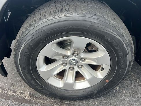 Used 2021 RAM 1500 Laramie AWD/4WD image 37