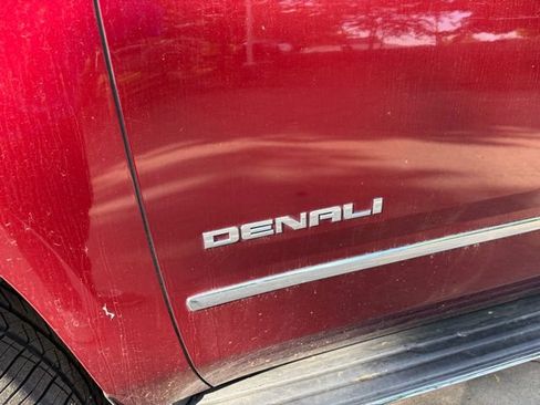 Used 2016 GMC Yukon Denali w/ Open Road Package AWD/4WD image 10