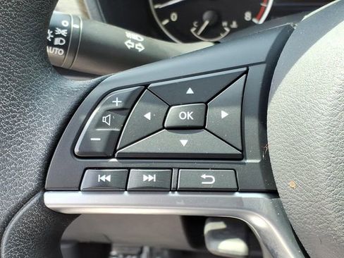 Used 2023 Nissan Altima 2.5 SV FWD image 24
