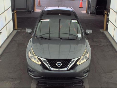 Used 2015 Nissan Murano SV w/ Premium Package image 2