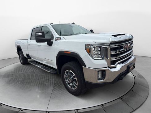 Used 2022 GMC Sierra 3500 SLE w/ SLE Value Package AWD/4WD image 3