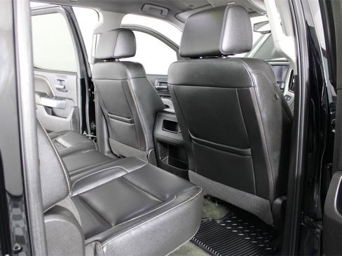 Used 2017 Chevrolet Silverado 2500 LTZ image 35