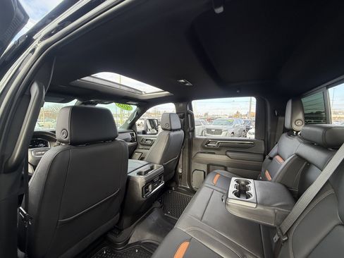 Used 2024 GMC Sierra 2500 AT4 w/ AT4 Premium Plus Package image 27