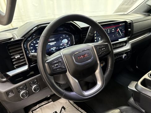 Used 2024 GMC Sierra 1500 SLT image 26