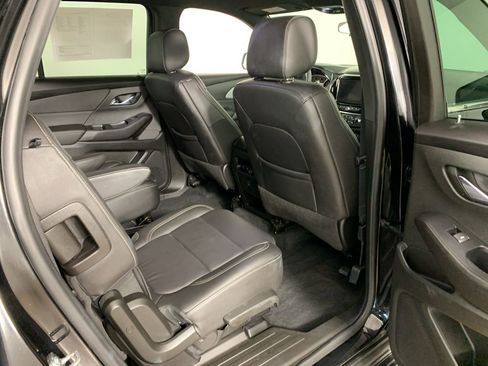 Used 2022 Chevrolet Traverse LT w/ LPO, 'HIT The Road' Package image 36