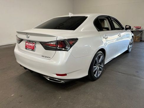Used 2016 Lexus GS 200t w/ Premium Package RWD image 3