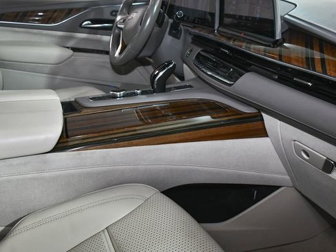 Used 2022 Cadillac Escalade Sport Platinum AWD/4WD image 67