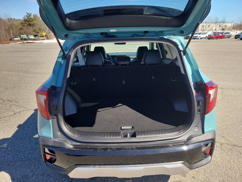 Used 2024 Kia Seltos EX AWD/4WD image 17